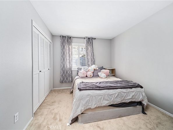 62 Pepper Tree Rd, Chula Vista CA 91910
