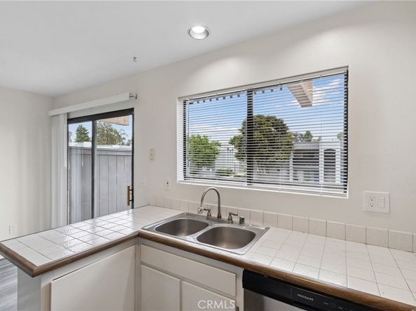 10249 Black Mountain Road Q3, San Diego CA 92126