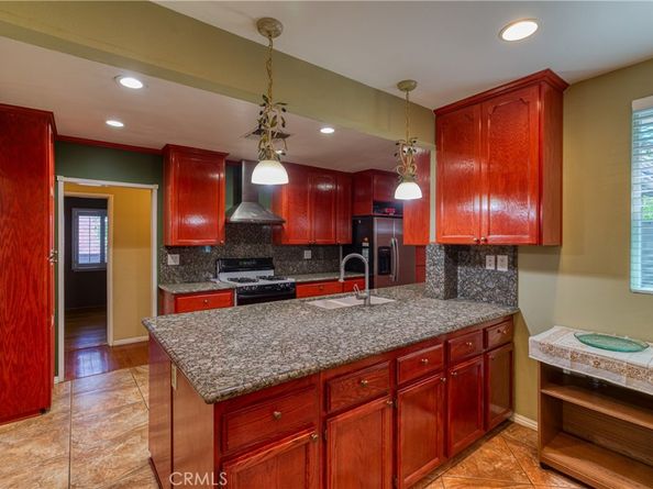 10049 Langdon, San Fernando CA 91345