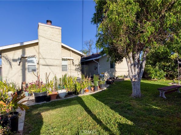 10049 Langdon, San Fernando CA 91345