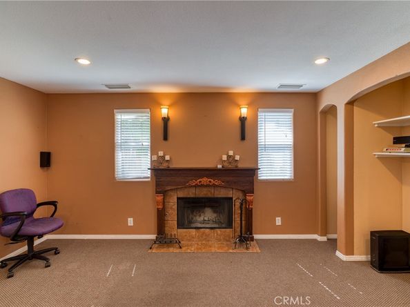 10049 Langdon, San Fernando CA 91345