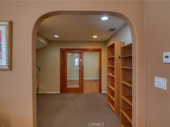 10049 Langdon, San Fernando CA 91345