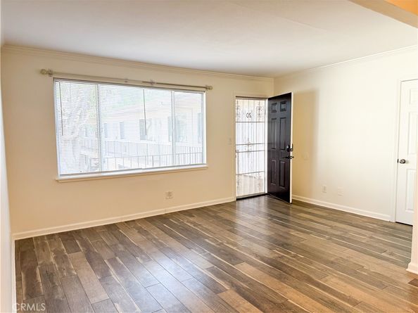 20954 Parthenia Street 20, Canoga Park CA 91304