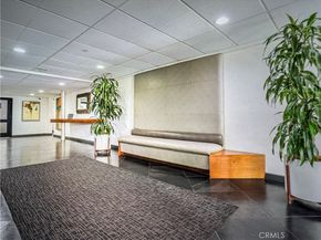 750 N Kings Road 105, West Hollywood CA 90069