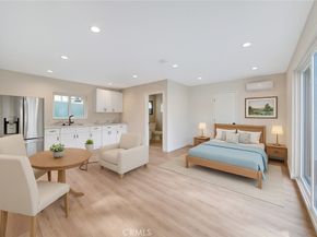 19434 Calvert Street, Tarzana CA 91335