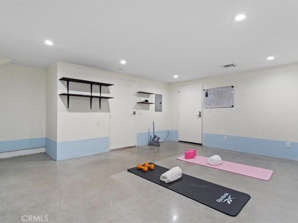 5324 N Kester Ave 12, Sherman Oaks CA 91411