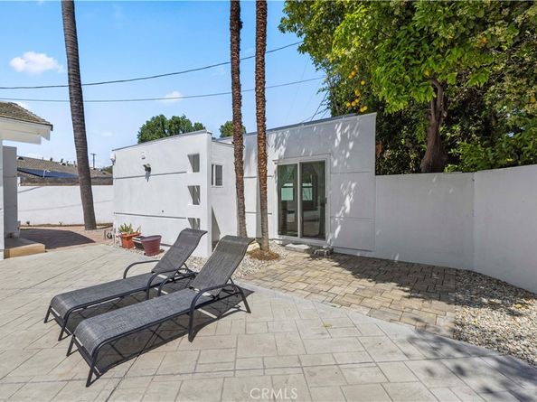 8944 Enfield, Sherwood Forest CA 91325