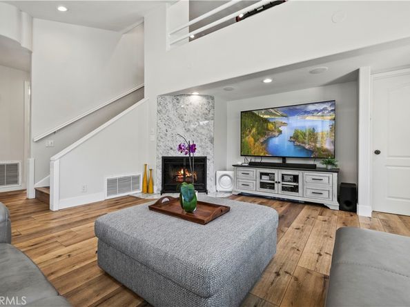 8944 Enfield, Sherwood Forest CA 91325
