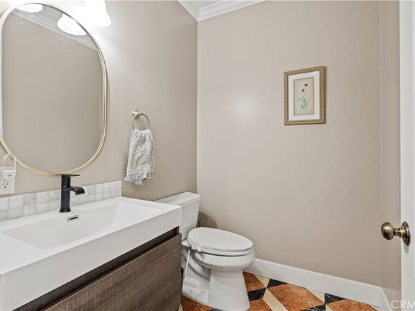 8944 Enfield, Sherwood Forest CA 91325