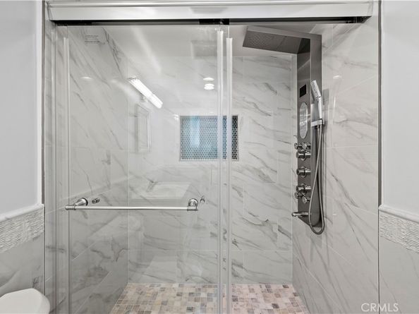 8944 Enfield, Sherwood Forest CA 91325