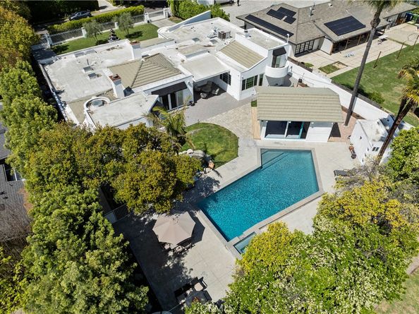 8944 Enfield, Sherwood Forest CA 91325