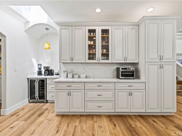 8944 Enfield, Sherwood Forest CA 91325