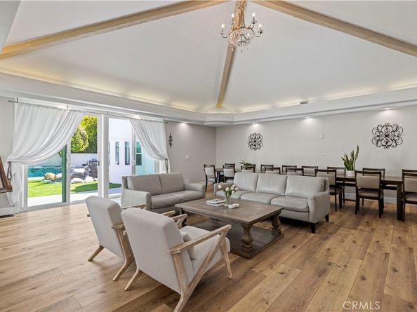 8944 Enfield, Sherwood Forest CA 91325