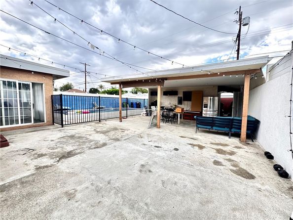 10152 Stanwin Avenue, Arleta CA 91331