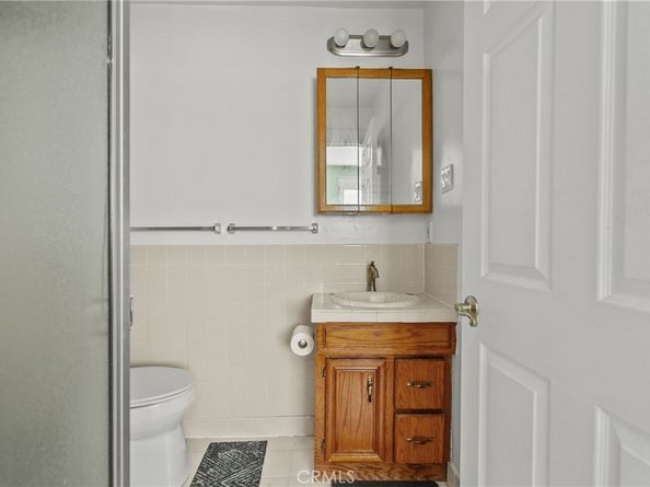 6190 Mesa, Los Angeles CA 90042