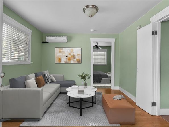 6190 Mesa, Los Angeles CA 90042