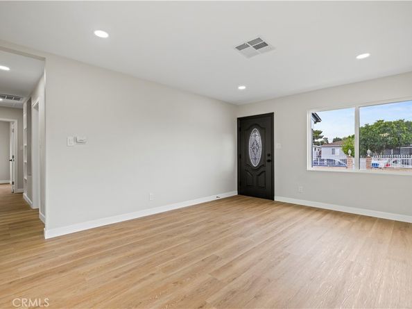 8831 Tyrone Avenue, Panorama City CA 91402