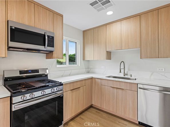 8831 Tyrone Avenue, Panorama City CA 91402