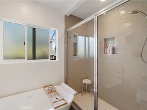 1820 Alsace Avenue, Los Angeles CA 90019