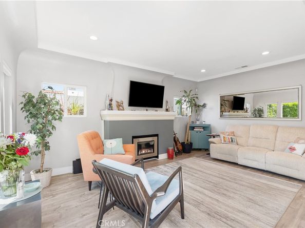1820 Alsace Avenue, Los Angeles CA 90019
