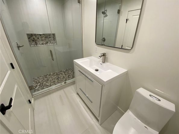 7512 Balboa Boulevard, Van Nuys CA 91406