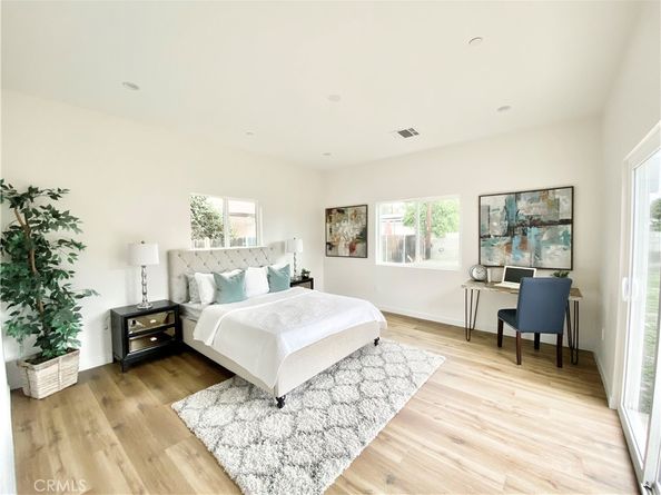 7512 Balboa Boulevard, Van Nuys CA 91406
