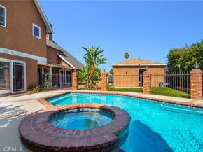 7514 Paso Robles Avenue, Lake Balboa CA 91406