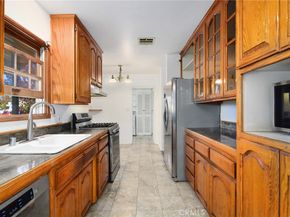 7514 Paso Robles Avenue, Lake Balboa CA 91406