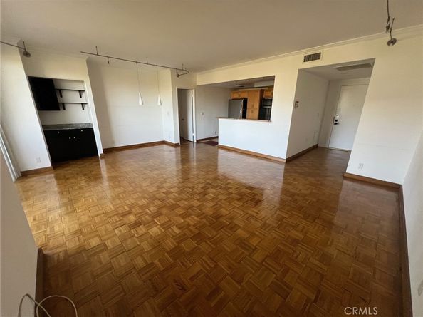 321 S San Vicente Boulevard 608, Los Angeles CA 90048