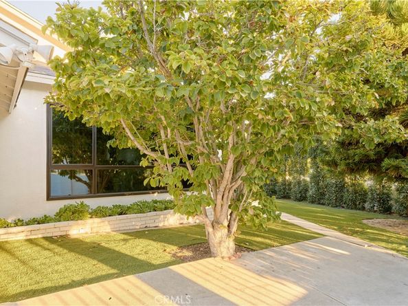 4800 Mary Ellen, Sherman Oaks CA 91423