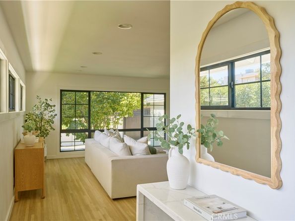 4800 Mary Ellen, Sherman Oaks CA 91423