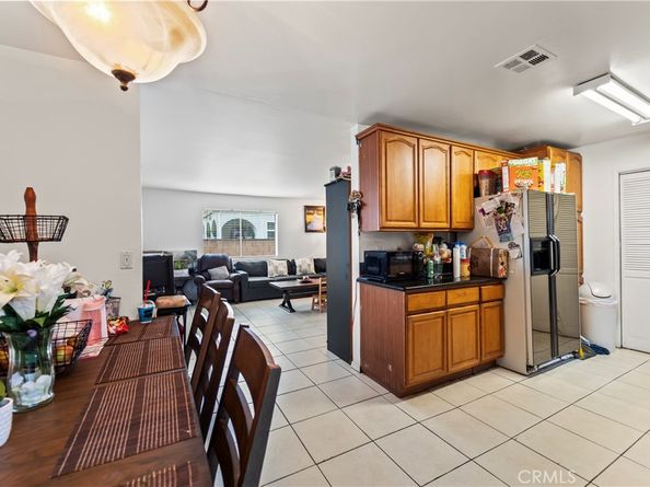 5623 Cleon Avenue, North Hollywood CA 91601