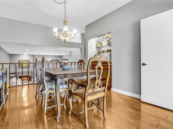 18242 Burbank Boulevard 8, Tarzana CA 91356
