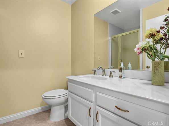 18242 Burbank Boulevard 8, Tarzana CA 91356