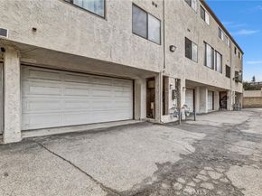 18242 Burbank Boulevard 8, Tarzana CA 91356