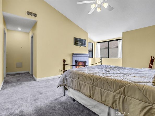 18242 Burbank Boulevard 8, Tarzana CA 91356