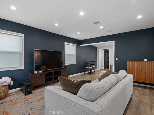 13266 Dyer Street, Sylmar CA 91342