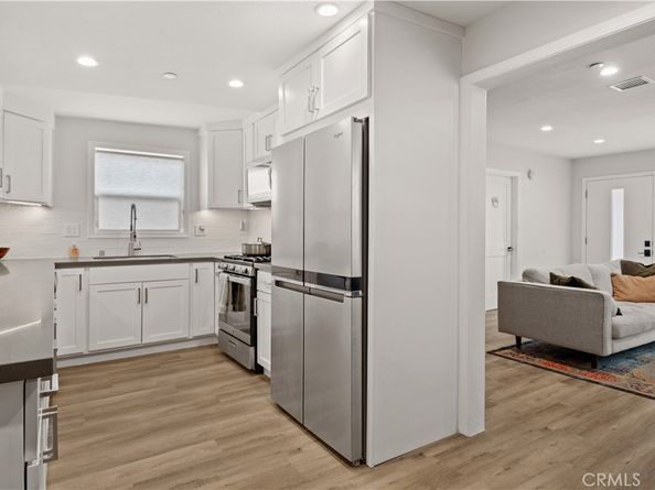 13266 Dyer Street, Sylmar CA 91342