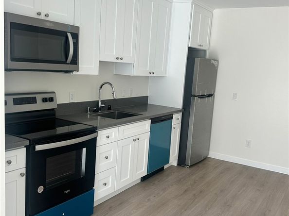 24206 Saint Edens Circle, West Hills CA 91307