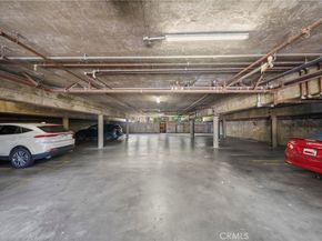 5916 Whitsett AVE 2, Valley Village CA 91607