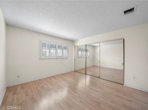 5916 Whitsett AVE 2, Valley Village CA 91607