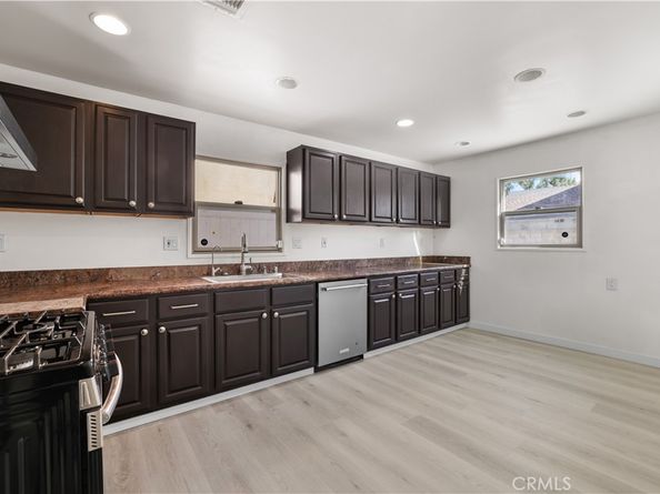 20464 Elkwood, Winnetka CA 91306