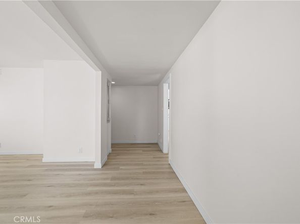 20464 Elkwood, Winnetka CA 91306