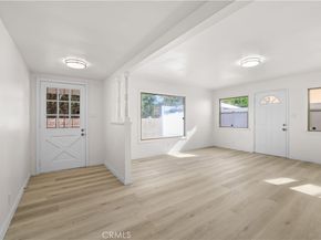 20464 Elkwood, Winnetka CA 91306