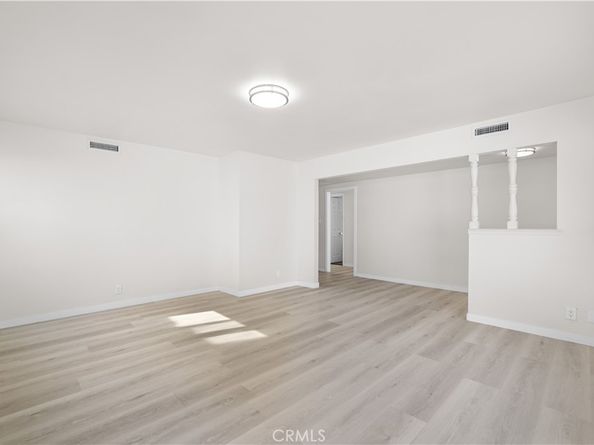 20464 Elkwood, Winnetka CA 91306