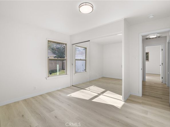 20464 Elkwood, Winnetka CA 91306