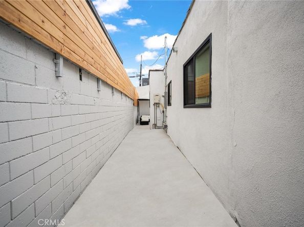 1626 S Rimpau, Los Angeles CA 90019