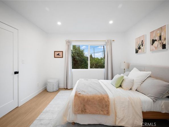 1626 S Rimpau, Los Angeles CA 90019