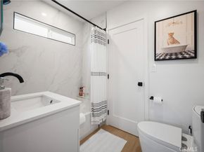 1626 S Rimpau, Los Angeles CA 90019