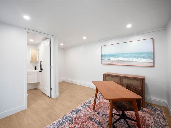 1626 S Rimpau, Los Angeles CA 90019